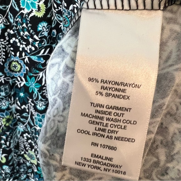 Emaline Stretchy Floral Dress MIDI Size 1X NWT - Picture 4 of 6